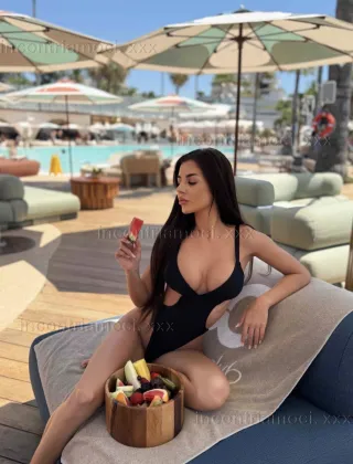 5 - Escort Milano - 3929421320
