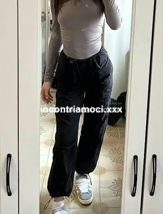 3331152512 - 21 Anni, Disponibile X Incontri Solo Previa