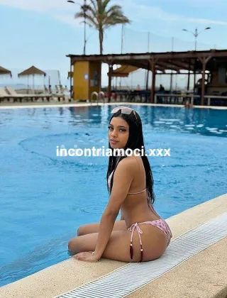 5 - Vittoria Escort Reggio Calabria - 3510983477