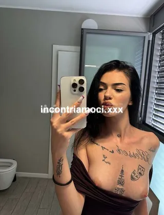 9 - Erika Escort Savona - 3935567041