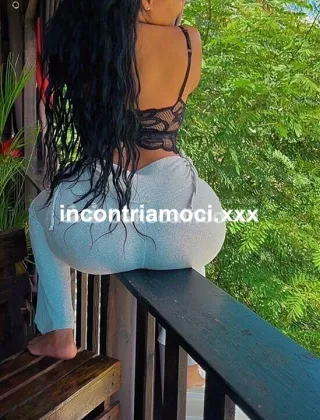 3921393514 - Yerivale 31 Escort Catanzaro