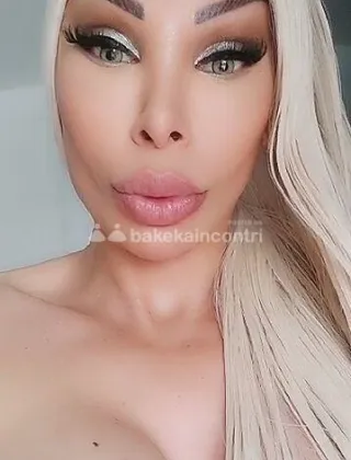 36 - Monique Trans Bari - 3201830286