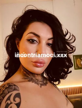 27 - Sofia Lyon Trans Latina - 3510995799