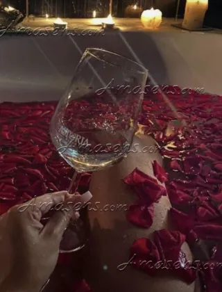 28 - Luana Massaggi L'Aquila - 3388047550