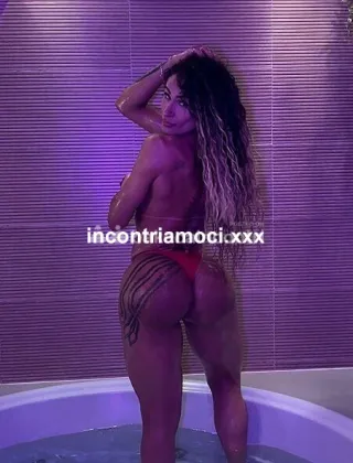 19 - Thayssa Mello Trans Torino - 3935354326