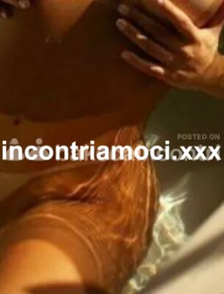 20 - Hillary Escort Bolzano - 3885815765