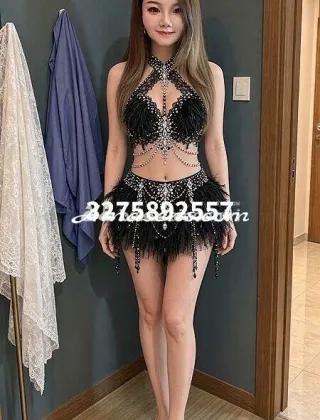 4 - Escort Padova - 3275892557