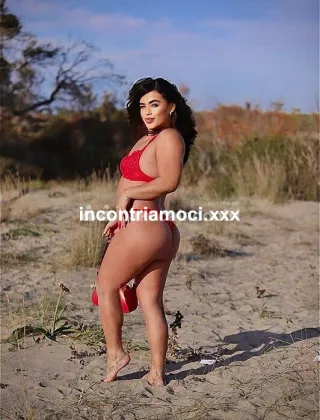 11 - Laura Trans Chieti - 3508475301