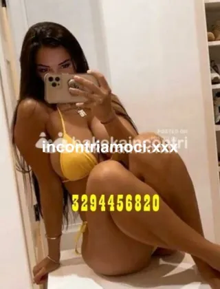 30 - Adriana Massaggi Taranto - 3294456820