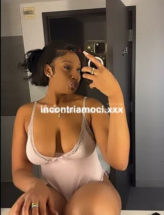 3508338225 - Dania 25 Escort Bari