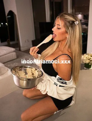 3510155645 - Piccolina Troietta Adoro Succhiare.con La Mia