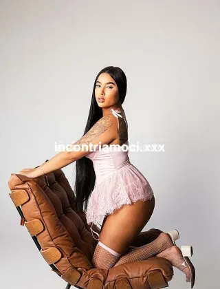 32 - Lary Brasiliana Escort Cosenza - 3478098100