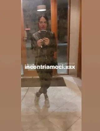 27 - Lunas Escort Verona - 3296278700