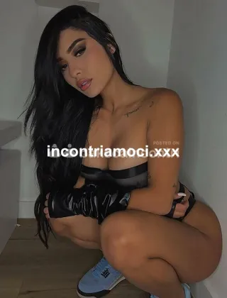 29 - Queen Escort Modena - 3497430987