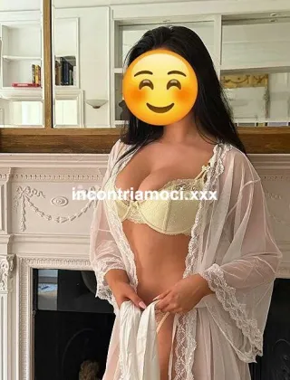 13 - Vale Escort Verona - 3383338512