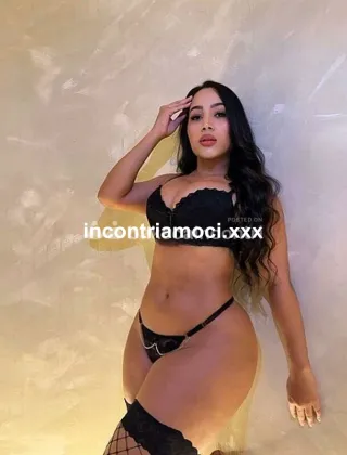 32 - Vittoria Escort Reggio Calabria - 3313700561