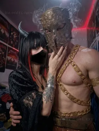 3468770935 - Coppia Dominante Cerca Schiavo (Bdsm)