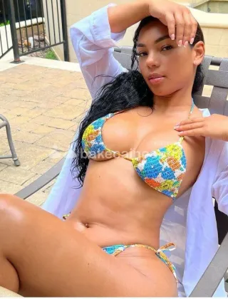 2 - Estrella Escort Bari - 3514484140