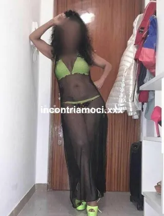 3520484223 - Juliana Mani Di Fata Massaggi Tantra