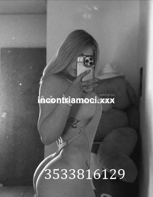 Nuova Ragazza