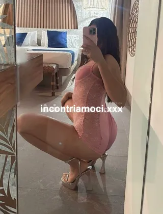 3928375673 - Prima Volta In Citta Sono Qui E Sono Completamente