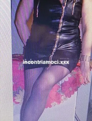 18 - Massaggi Erotici Escort Cosenza - 3533317341