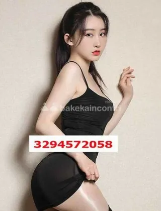 32 - Lucy Escort Siena - 3294572058