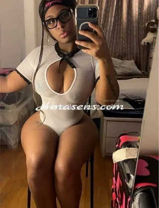 12 - Isabela Escort Ancona - 3519046218