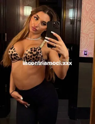 3931433565 - Mt Marzo 2026 Diamante Tour Ragazze Italiane