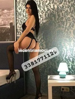 24 - Italo Venezuelana Escort Ancona - 3381771129