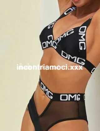 22 - Coppia Maialina Coppie Rimini - 3513773699