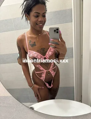 24 - Sofhia Padrona Trans Milano - 3924647421