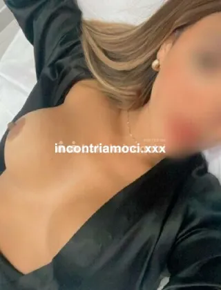 32 - Daiana Coppie Napoli - 3883096423