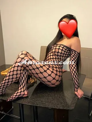 3271813689 - Prima Volta En Citta Appena Arrivata Eccitante E