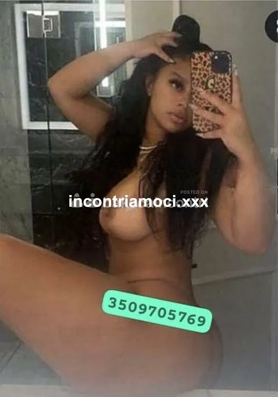 Mia