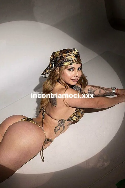 Mia