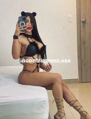 11 - Suellen Parisi Trans Genova - 3509450798