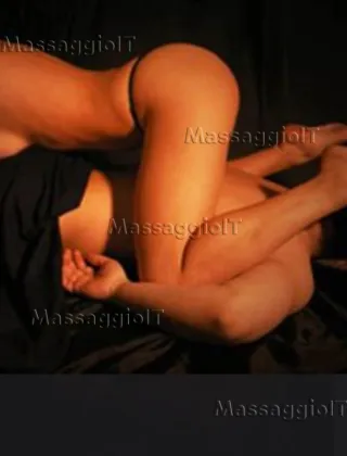 36 - Michela Massaggi Massaggi Firenze - 3516465509