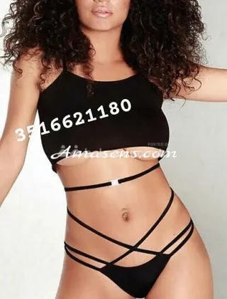 35 - Adriana Escort Lecce - 3516621180