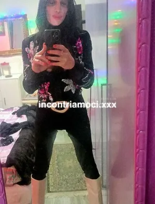 18 - Alessandra Trans Avellino - 3715212112