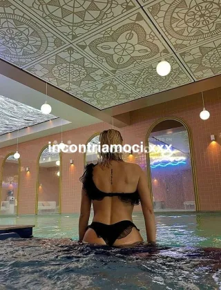 3277465350 - 🍒 Elena Appena Arrivata A Montecatini Preliminari