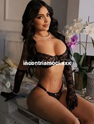 6 - Carla Escort Milano - 3203855876