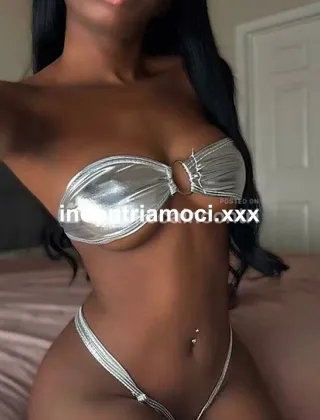 36 - Bea Massaggi Udine - 3508323239