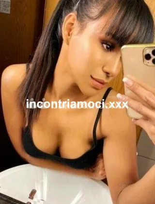29 - 👄 Ragazza Trans Milano - 3921959140