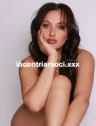 3509274381 - Appena Arrivata A Civitavecchia Eva Colombiana