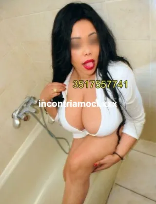 3517557741 - 🔥 Borgo Vittoria Seno Naturale, Figa