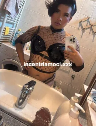 17 - Andrea Trans Milano - 3508177817