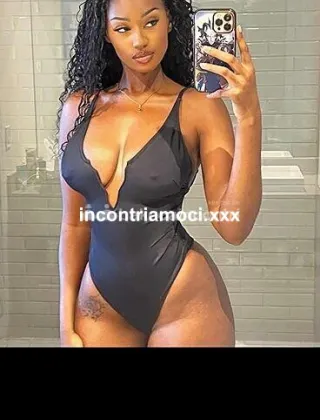 27 - Naomi Escort Matera - 3511871646
