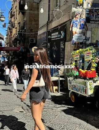32 - Chris Colombiana Trans Napoli - 3331150193