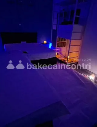 26 - Michela Massaggi Massaggi Firenze - 3516465509
